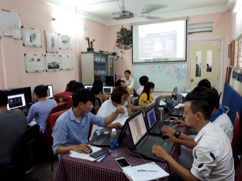 Lớp học Revit tại trung tâm tháng 8-2018