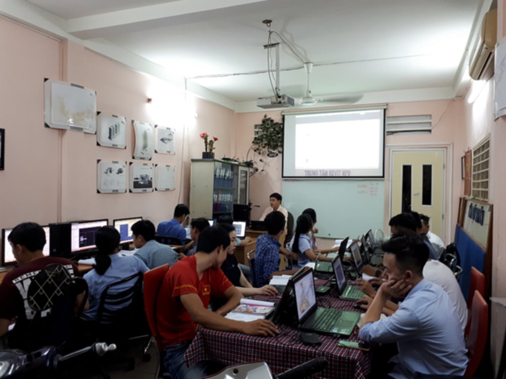 Lớp học Revit tại trung tâm tháng 8-2018