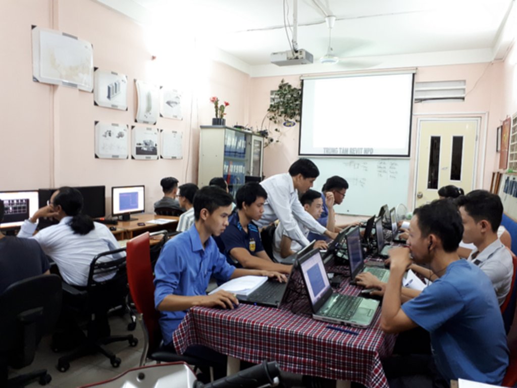 Lớp học Revit tại trung tâm tháng 8-2018
