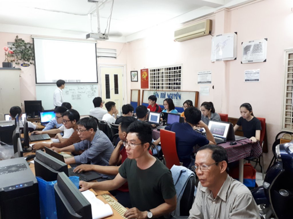 Lớp học Revit tại trung tâm tháng 8-2018