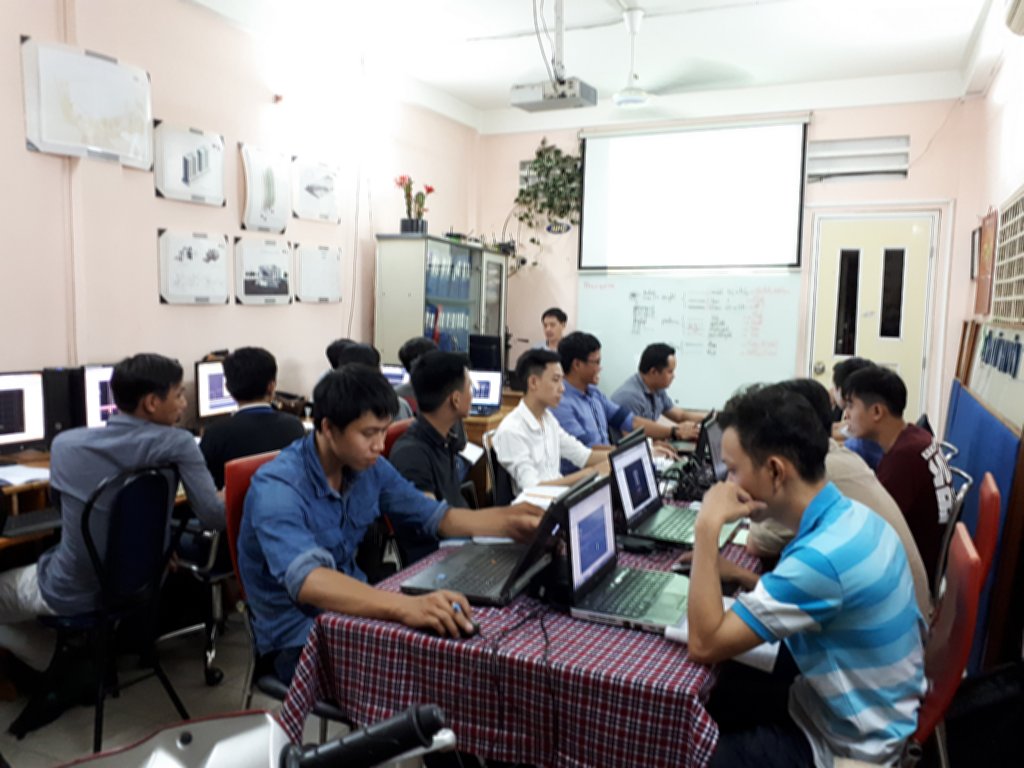 Lớp học Revit tại trung tâm tháng 8-2018