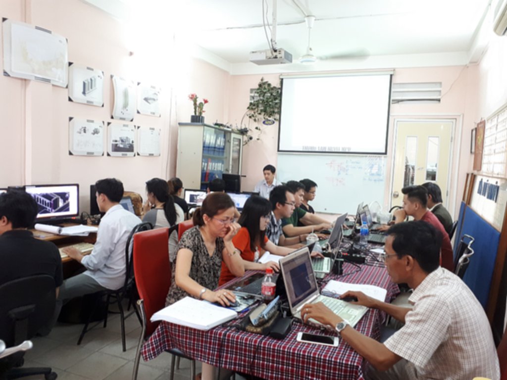 Lớp học Revit tại trung tâm cuối tháng 8-2018