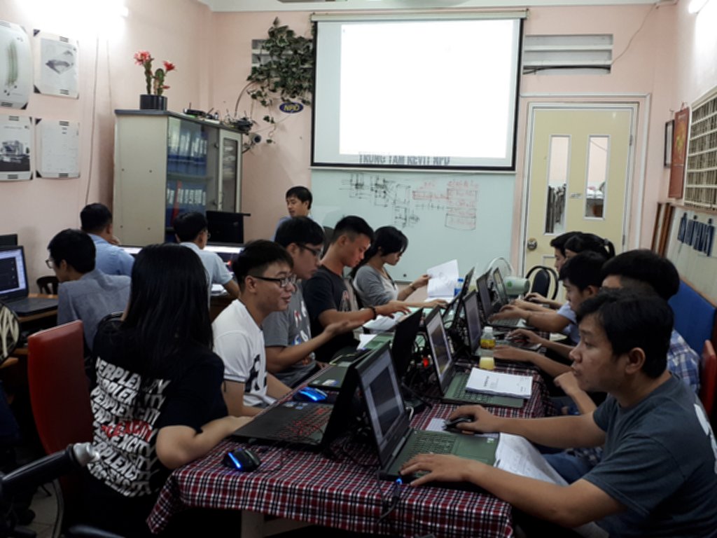 Lớp học Revit tại trung tâm cuối tháng 8-2018