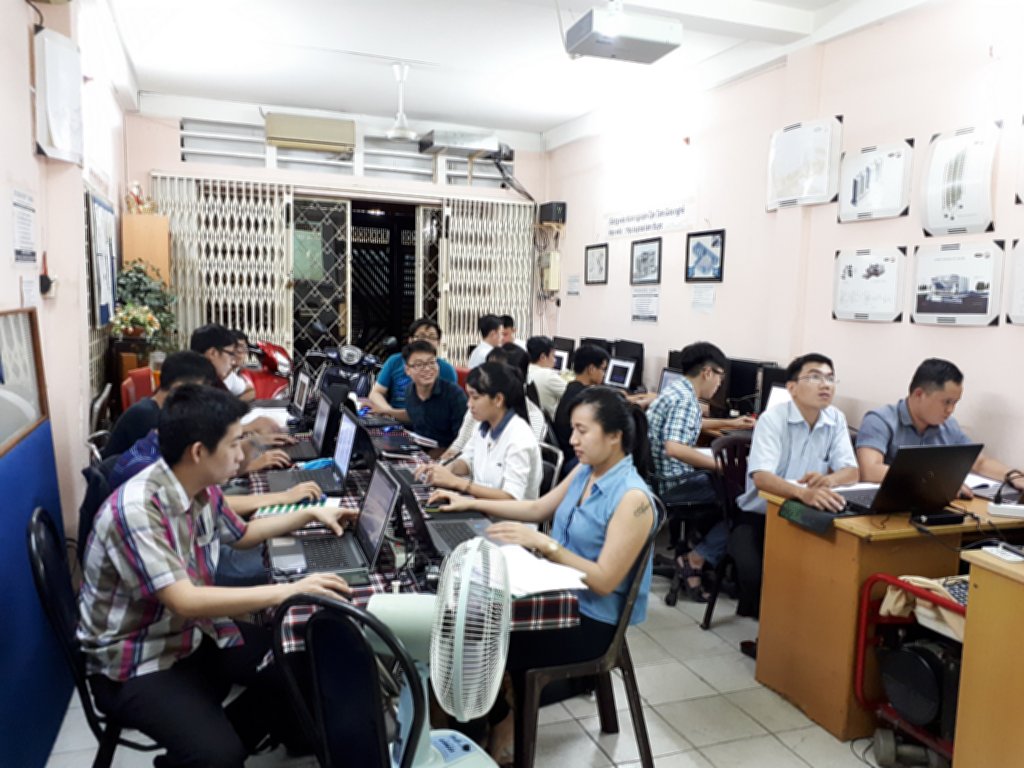 Lớp học Revit tại trung tâm cuối tháng 8-2018