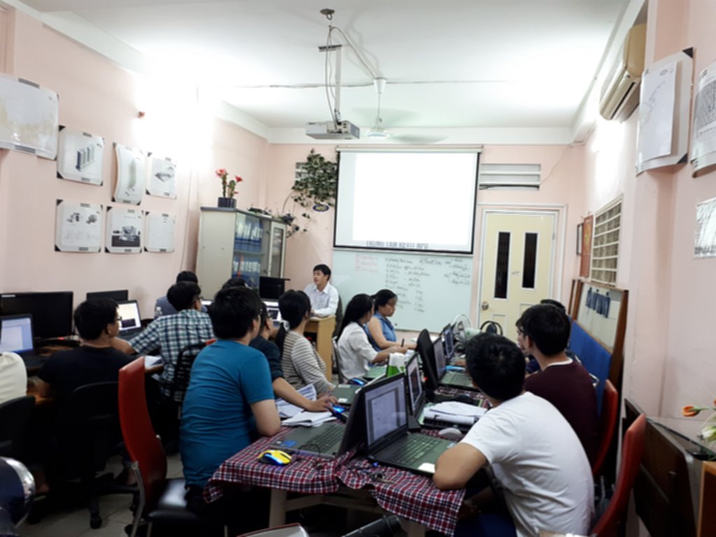 Lớp học Revit tại trung tâm cuối tháng 8-2018
