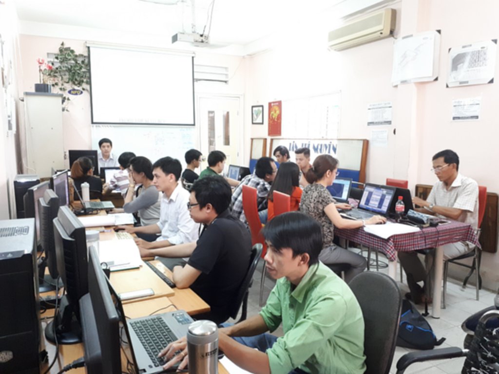 Lớp học Revit tại trung tâm cuối tháng 8-2018